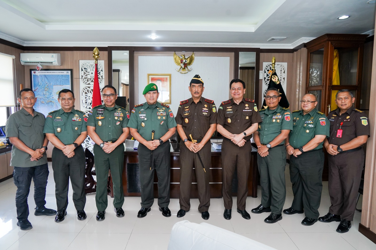Pangdam Pattimura Terima Kunjungan Kajati dan Tim Sosialisasi Diklat Belneg Mabes TNI