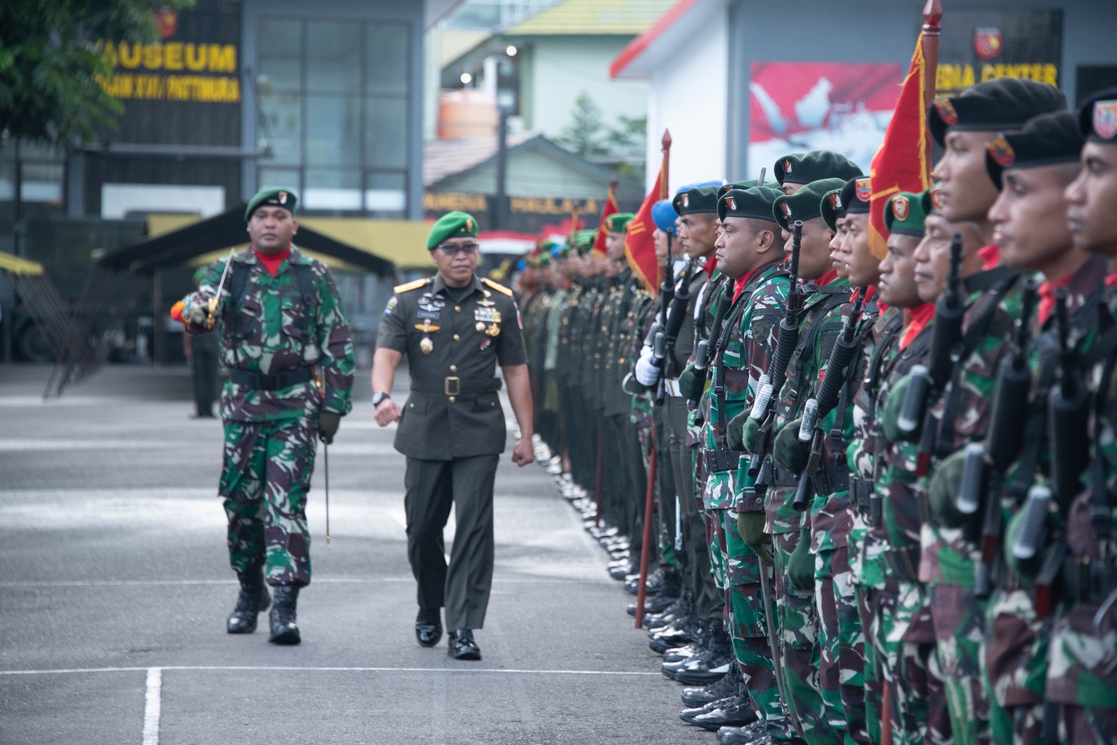 Peringati Hari Juang TNI AD, Kodam Pattimura Kuatkan Komitmen Bersama Rakyat Bersatu dengan Alam Untuk NKRI